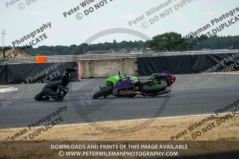 enduro digital images;event digital images;eventdigitalimages;no limits trackdays;peter wileman photography;racing digital images;snetterton;snetterton no limits trackday;snetterton photographs;snetterton trackday photographs;trackday digital images;trackday photos